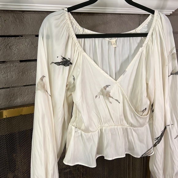 GRADE & GATHER WOMENS FAUX WEAP FRONT  BLOUSE MEDIUM - Picture 5 of 17